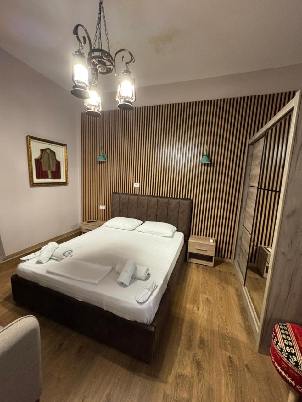 Oda Garden Boutique Hotel ティラナ エクステリア 写真